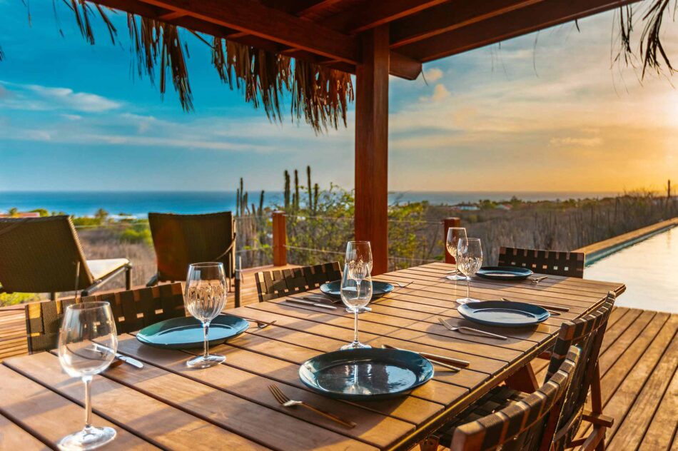 Rental Outdoors Dining Area